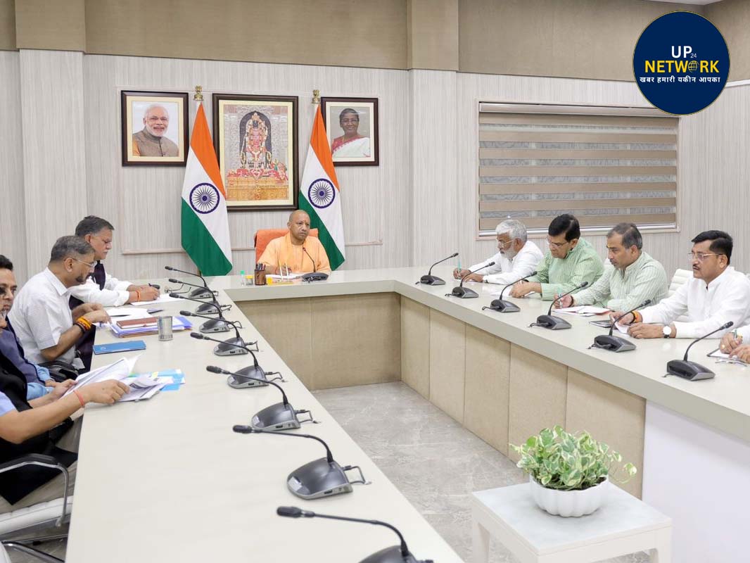 UP में कांवड़ यात्रा को लेकर सीएम योगी की उच्चस्तरीय बैठक, तैयारियों का जायजा
