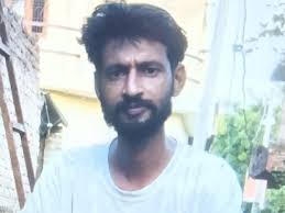 लखनऊ में युवक की हत्या: घर में घुसकर धारदार हथियार से हमलालखनऊ में युवक की हत्या: घर में घुसकर धारदार हथियार से हमला