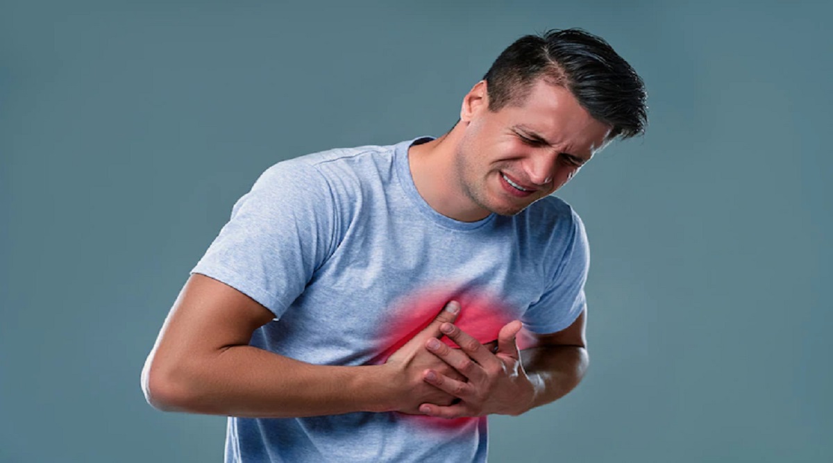 Heart Attack के लक्षण: इन 7 संकेतों को न करें नजरअंदाज, समय रहते पहचानें जानलेवा खतरा!