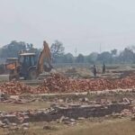 प्रयागराज: वकील की ड्रेस में हत्या आरोपी ने किया सरेंडर