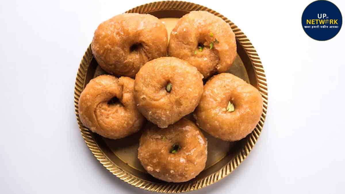 Balushahi Recipe: सूजी-दही से बनाएं हलवाई जैसी मिठाई