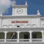 Lucknow News: कार सर्विस सेंटर में भीषण आग, 6 गाड़ियां जलीं