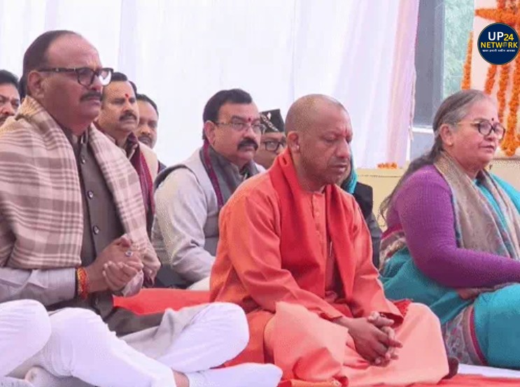 लखनऊ में गांधी जयंती: सीएम-डिप्टी सीएम ने गाए भजन