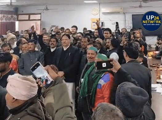 Lucknow News: मोहनलालगंज तहसील में वकीलों का हंगामा