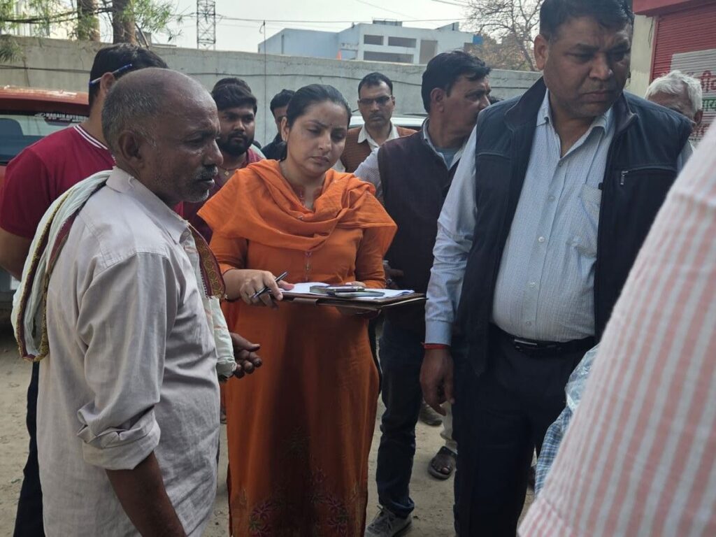 Lucknow News: चारबाग में 6 कुंतल मिलावटी खोया पकड़ा