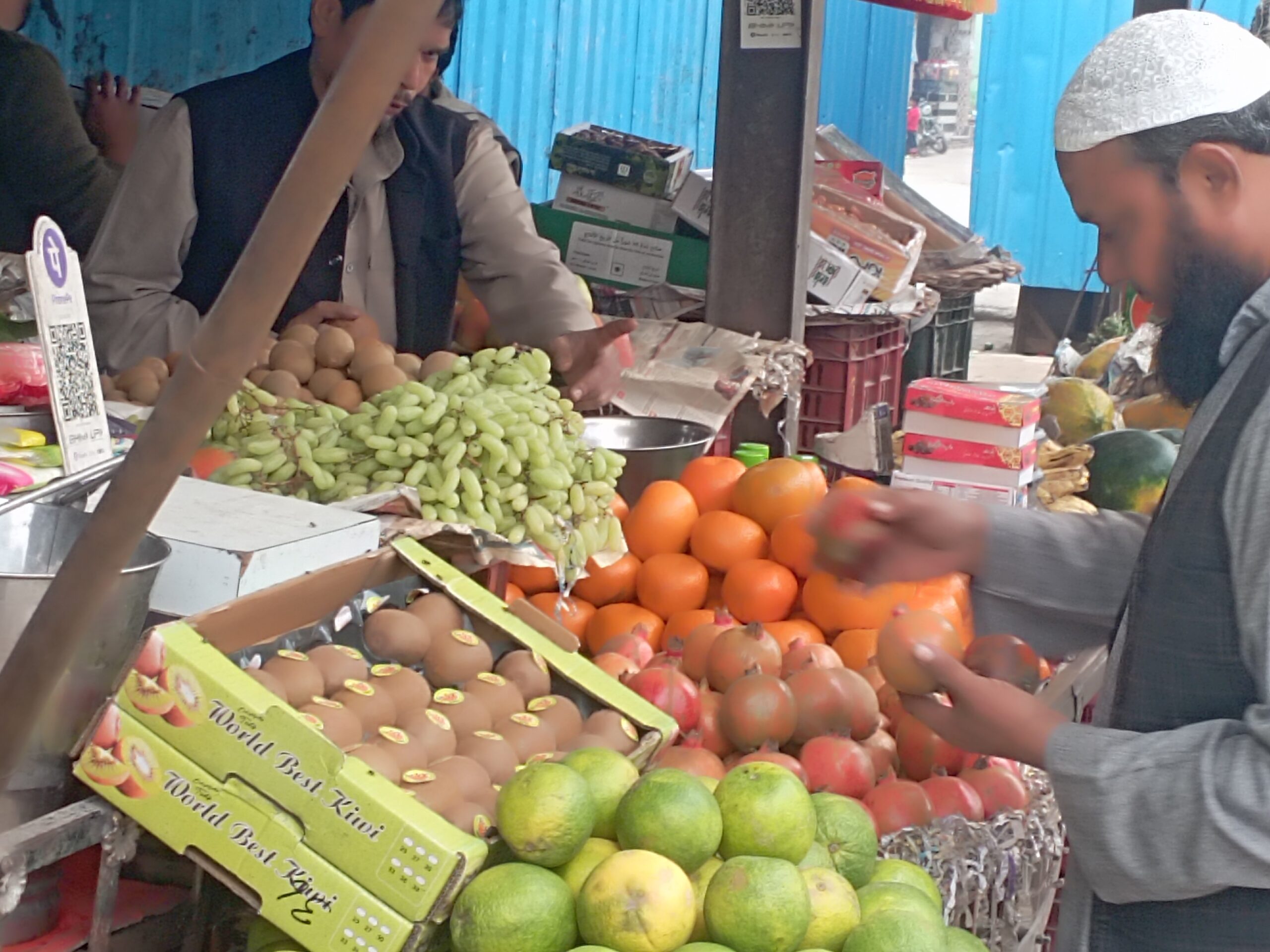 Ramadan 2026: पहला रोजा आज, शहर में इबादत और बाजारों में रौनक