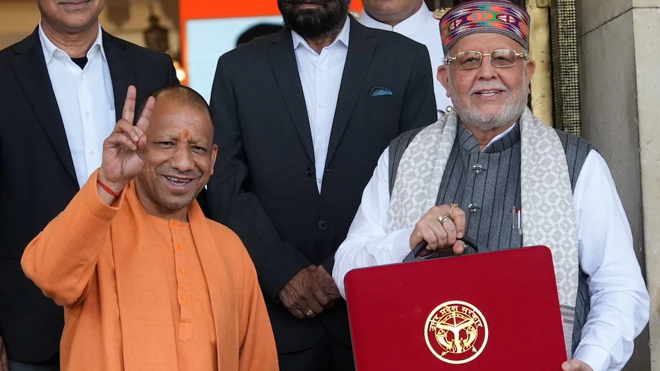 UP Politics: MYK फॉर्मूला से कमबैक की तैयारी में योगी सरकार