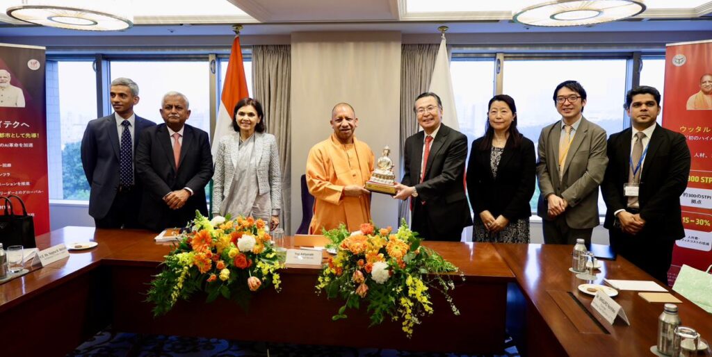 CM योगी का टोक्यो रोड शो, जापानी निवेशकों से मुलाकात