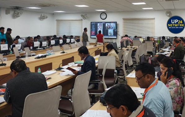 लखनऊ से यूपी बोर्ड परीक्षा की LIVE मॉनिटरिंग