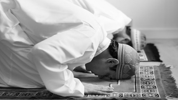 लखनऊ में अलविदा जुमे की नमाज आज, मस्जिदों के बाहर सुरक्षा कड़ी