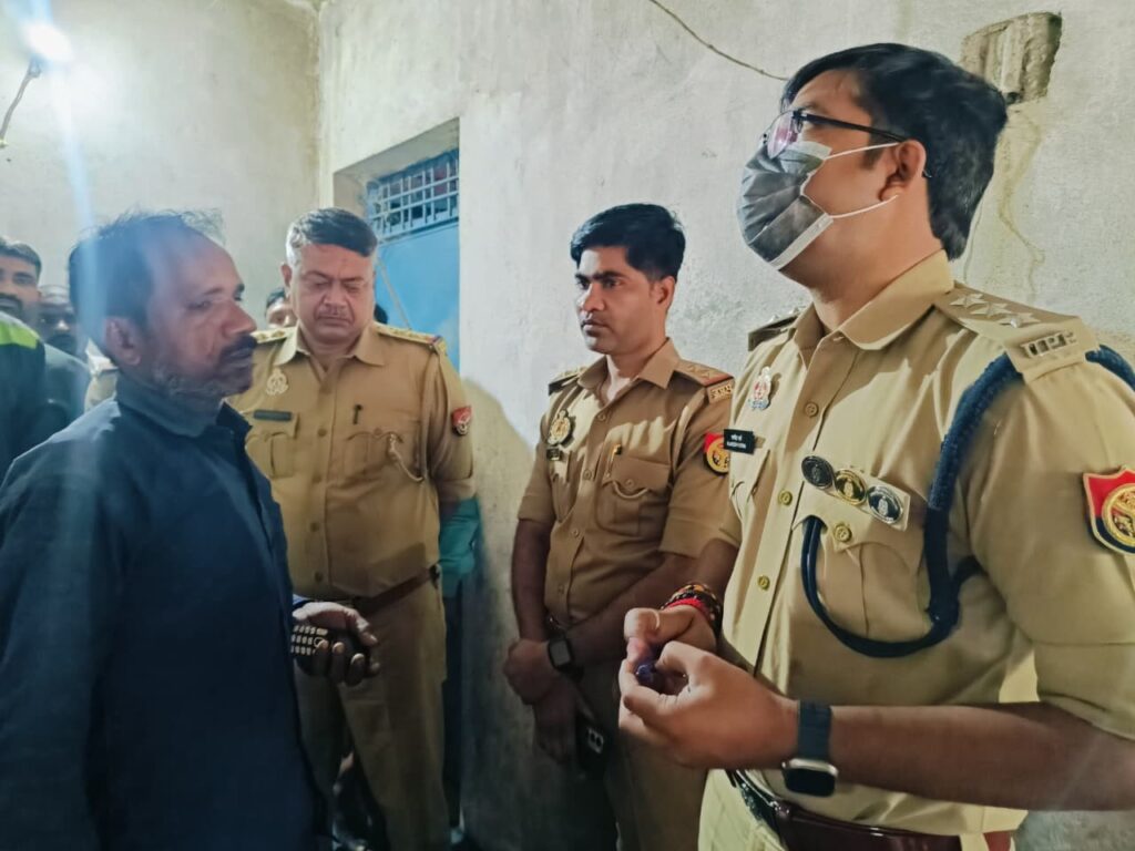 Lucknow News: जहर खाने से मां-बेटे की मौत, पिता गंभीर