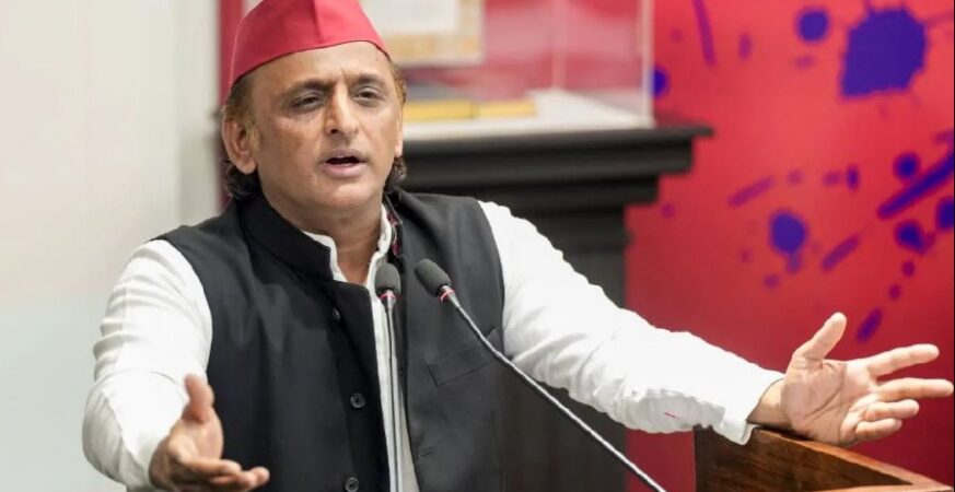 अखिलेश यादव का सरकार पर बड़ा हमला: कहा- “BJP सरकार में न्याय की उम्मीद नहीं, ये लोग भू-माफिया बनकर कर रहे काम” 6 अखिलेश 3