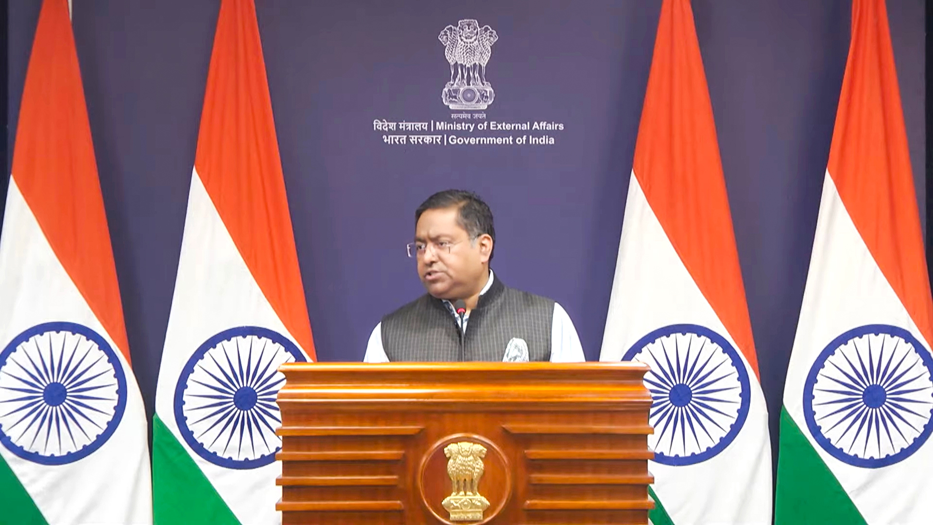 भारत सरकार की ईरान यात्रा को लेकर चेतावनी