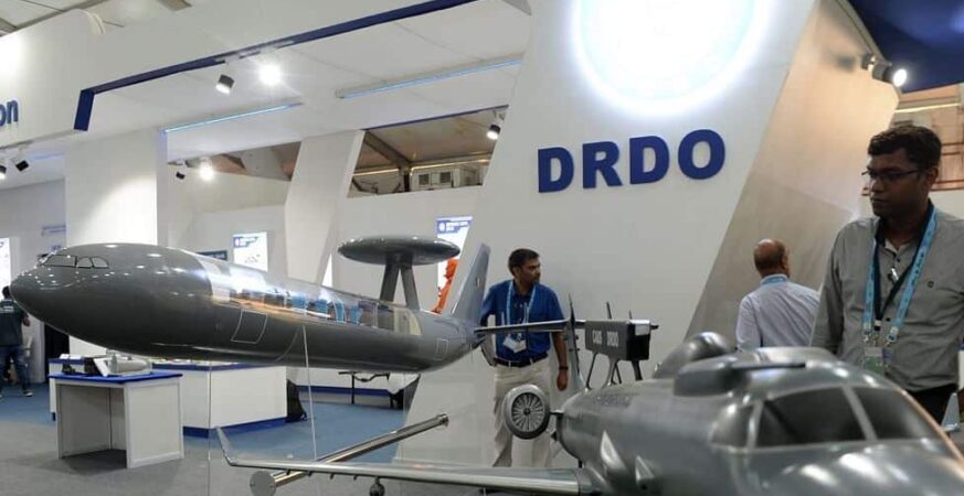 DRDO की बड़ी कामयाबी: 2 दिन में 3 मिसाइल रक्षा परीक्षण सफल, भारत दुनिया के चुनिंदा देशों की सूची में शामिल 5 भारत की बैलिस्टिक मिसाइल रक्षा प्रणाली के सफल परीक्षण का प्रतीकात्मक दृश्य