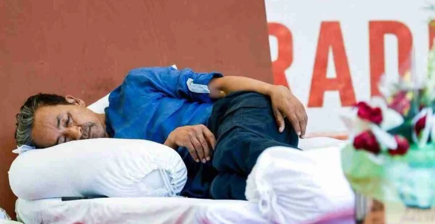 दिल्ली हाईकोर्ट ने सोनम वांगचुक को मेदांता अस्पताल शिफ्ट करने की दी अनुमति, पत्नी की याचिका पर बड़ा फैसला 6 दिल्ली हाईकोर्ट के आदेश के बाद सोनम वांगचुक को मेदांता अस्पताल शिफ्ट करने की तैयारी