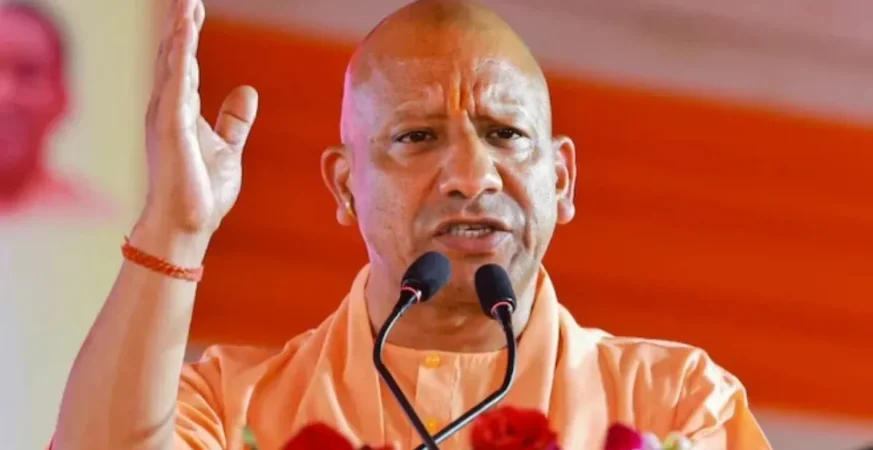 बाराबंकी पहुंचे मुख्यमंत्री योगी, लोधेश्वर धाम में ₹542.41 करोड़ की 82 विकास परियोजनाओं का लोकार्पण और शिलान्यास 5 CM Yogi Adityanath inaugurates ₹542.41 crore development projects at Lodheshwar Dham