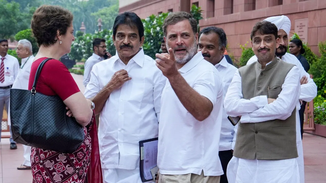 rahul gandhi parliament 2
