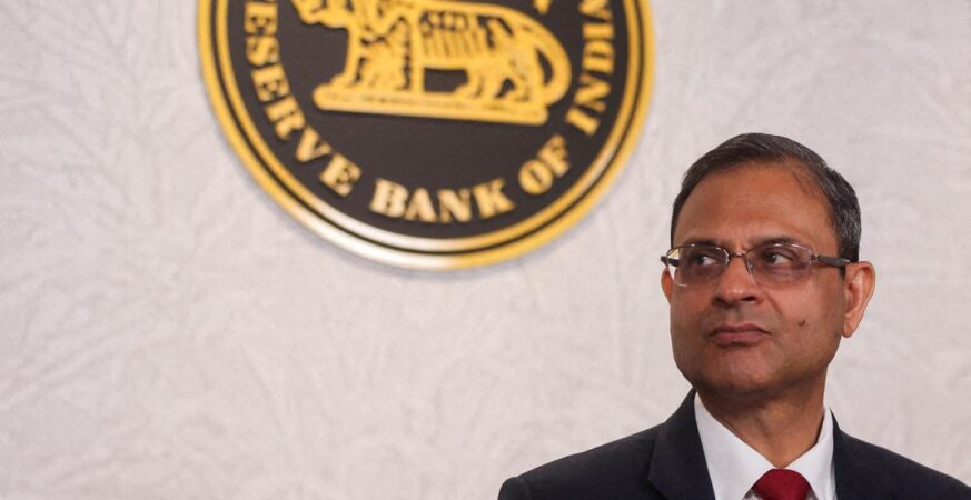 RBI ने Repo Rate 25 बेसिस पॉइंट बढ़ाकर 5.50% किया, FY27 GDP Growth अनुमान 7.1%; Home Loan EMI पर बढ़ सकता है दबाव 5 RBI ने Repo Rate बढ़ाकर 5.50% किया, FY27 GDP Growth का अनुमान 7.1%