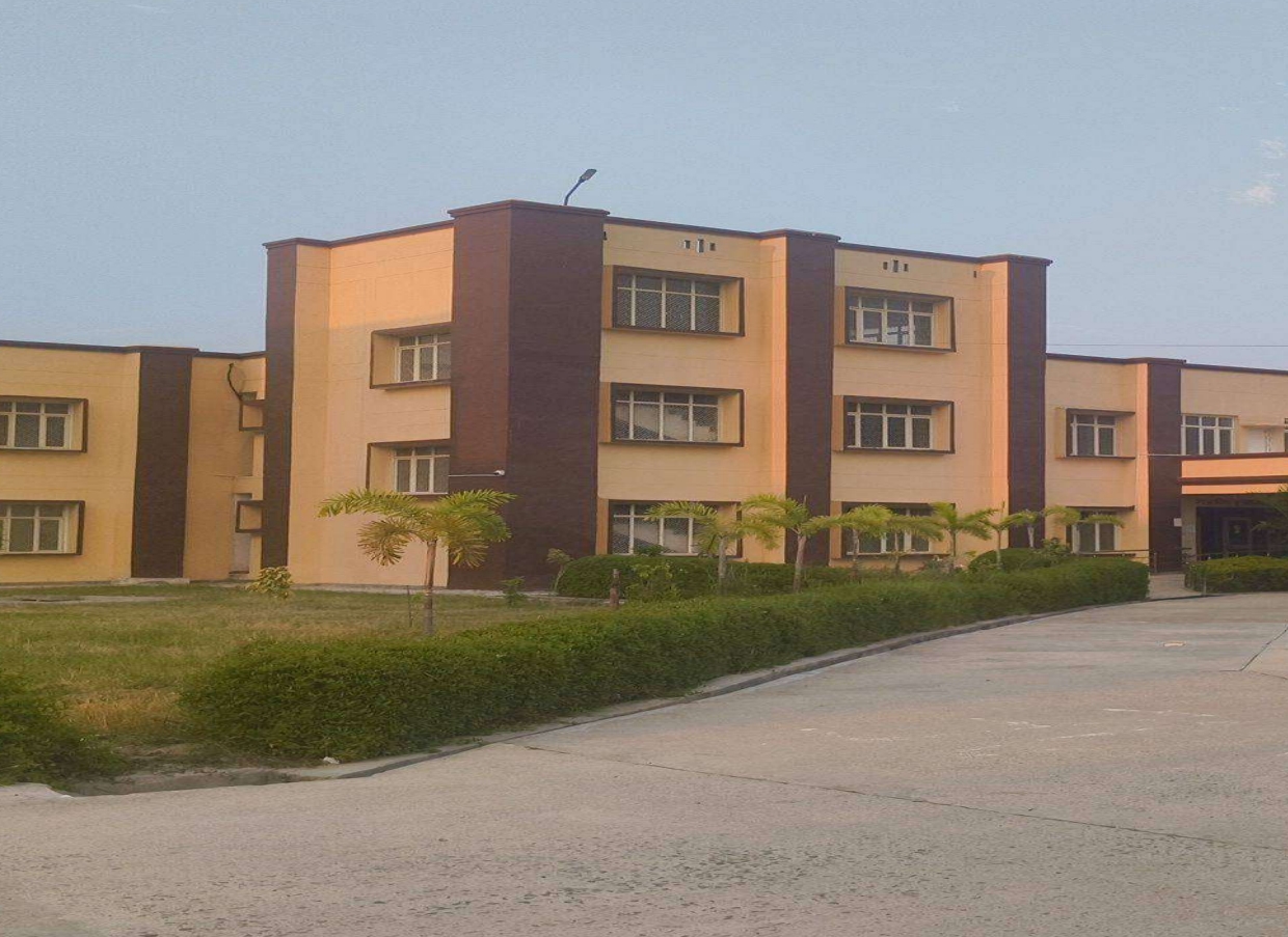 बस्ती में 53.49 करोड़ रुपये से राष्ट्रीय इंजीनियरिंग कॉलेज का निर्माण पूरा