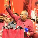 महोबा में BJP विधायक ने युवक को जड़े थप्पड़, अखिलेश यादव से मिलने का लगाया आरोप; लहंगा-चुनरी पहनाने की कही बात
