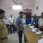 दोपहर तक 35 फीसदी मतदान, अफसर अलर्ट