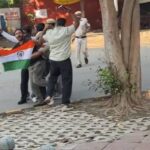 Jantar Mantar की बैरिकेडिंग पार कर पहुंचे CJP नेता, Saurav Das और Ashutosh Ranka समेत कई हिरासत में; CEC ज्ञानेश कुमार के इस्तीफे की मांग