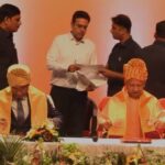 यूपी में 2027 की सियासी बिसात: मुस्लिम मतदाता, PDA और सॉफ्ट हिंदुत्व के बीच दलों की चुनौती