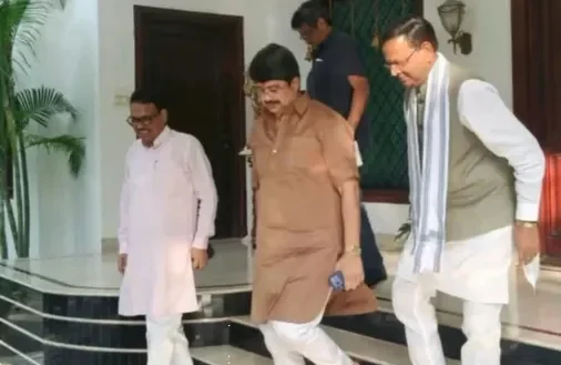 यूपी एमएलसी चुनाव से पहले राजा भैया से मुलाकात करते भाजपा प्रदेश अध्यक्ष पंकज चौधरी