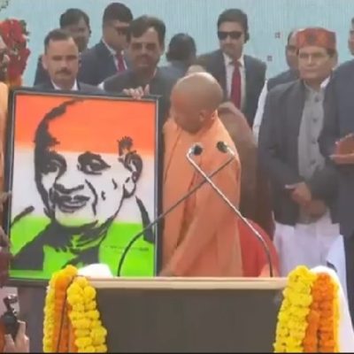 UP News: CM योगी ने सरदार पटेल को दी श्रद्धांजलि