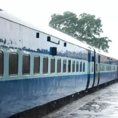Lucknow Train Update: छपरा-एलटीटी समेत 50 ट्रेनों को नया स्टॉपेज