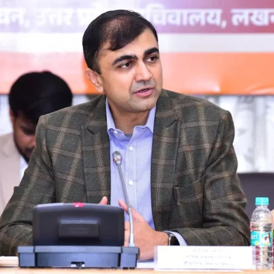 IAS Abhishek Singh Scam: लखनऊ में ED की बड़ी कार्रवाई