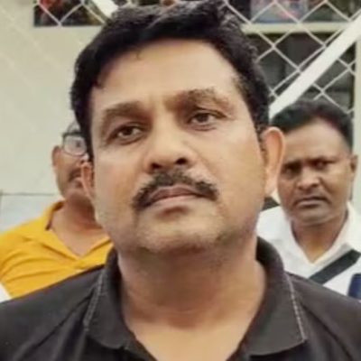 डीके शाही न्यूज :चप्पल में एनकाउंटर, वीरता पुरस्कार मिला