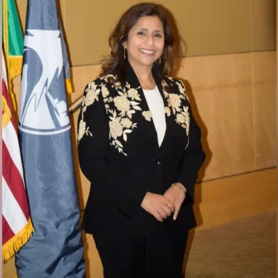 NRI मेनका सोनी बनीं रेडमंड की पहली भारतीय महिला