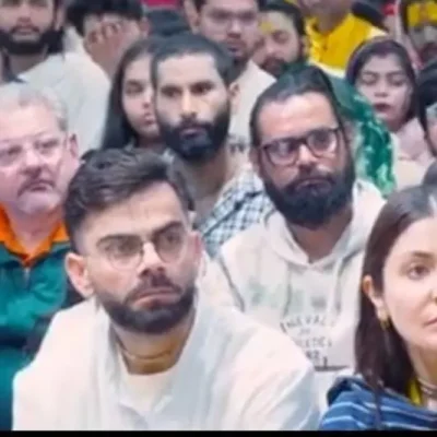 Virat Kohli-Anushka फिर मिले Premanand Maharaj से