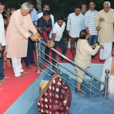 छठ पूजा 2025: बिहार में भक्ति लहर, उगते सूर्य को अर्घ्य