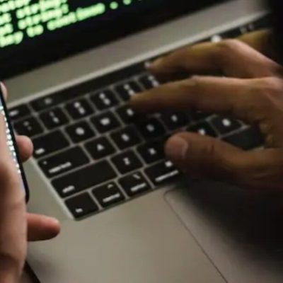 Lucknow News: LDA VC का मोबाइल हैक, IAS-PCS को QR स्कैम