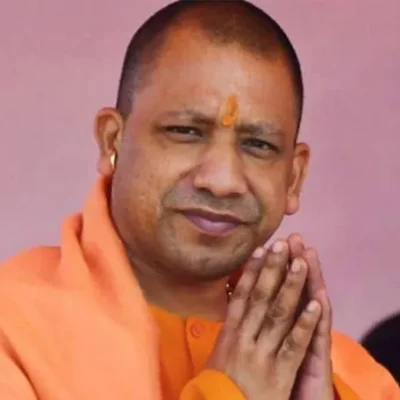 CM योगी को छठ पूजा का न्योता, 2 दिन की छुट्टी की मांग