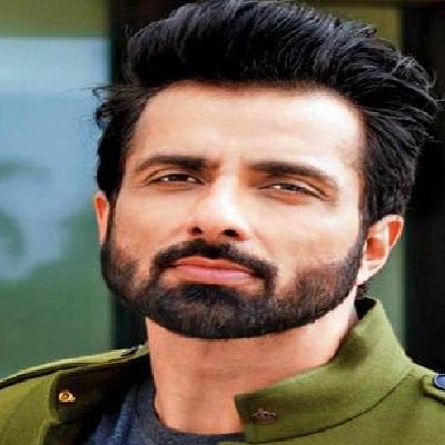 IndiGo फ्लाइट रद्द: सेलेब्स नाराज़, सोनू सूद की अपील