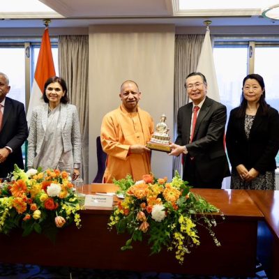 CM योगी का टोक्यो रोड शो, जापानी निवेशकों से मुलाकात