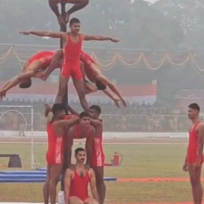 UP News: आग के गोलों से निकले जवान, CM योगी बोले