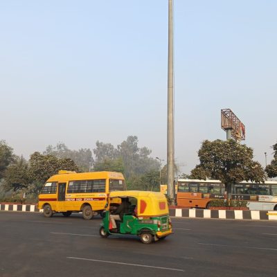 Lucknow Weather Today: गुनगुनी धूप, 18 को हल्की बारिश